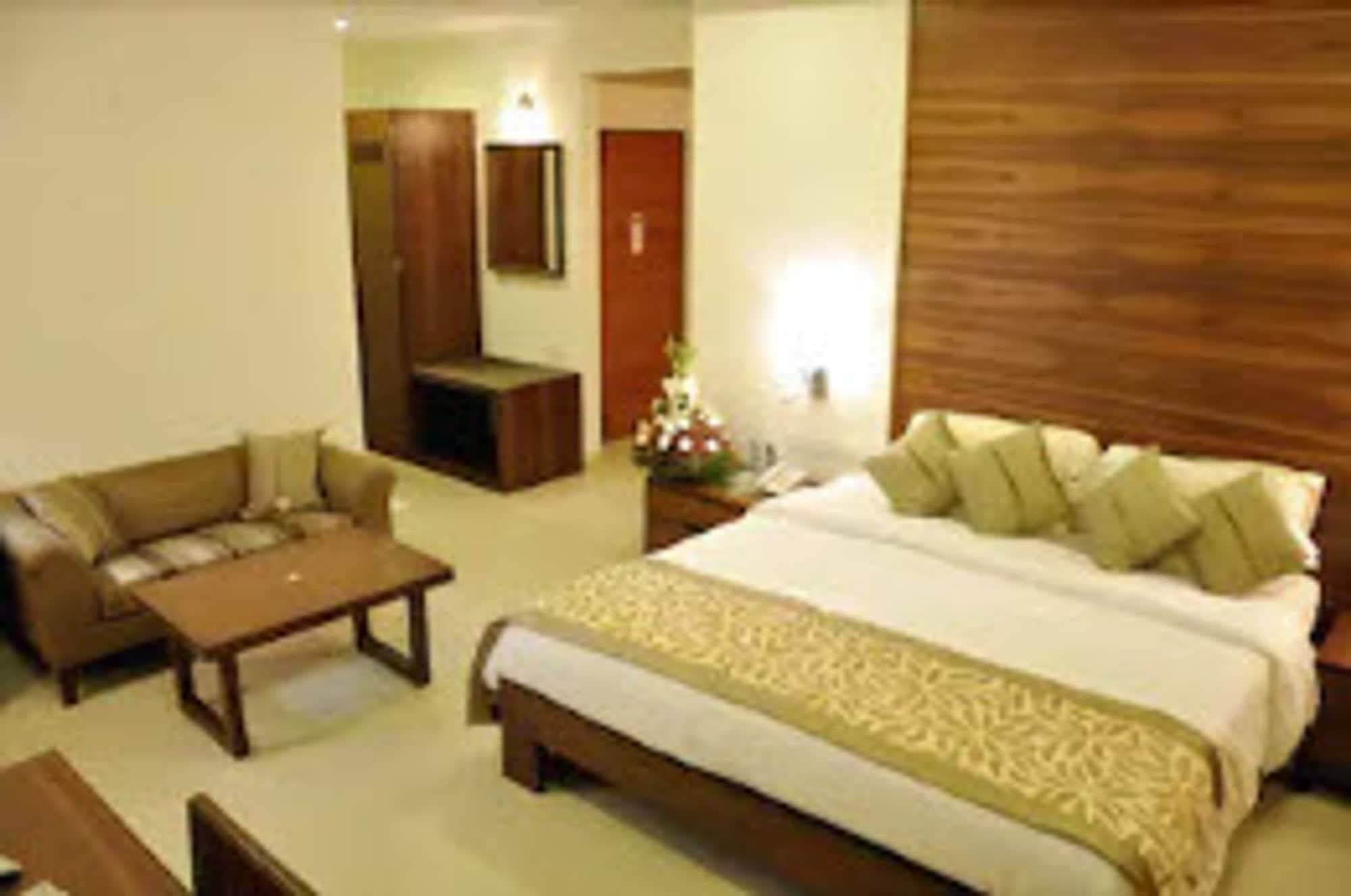La-Paz Gardens Beacon Hotel - Vasco Da Gama Goa المظهر الخارجي الصورة